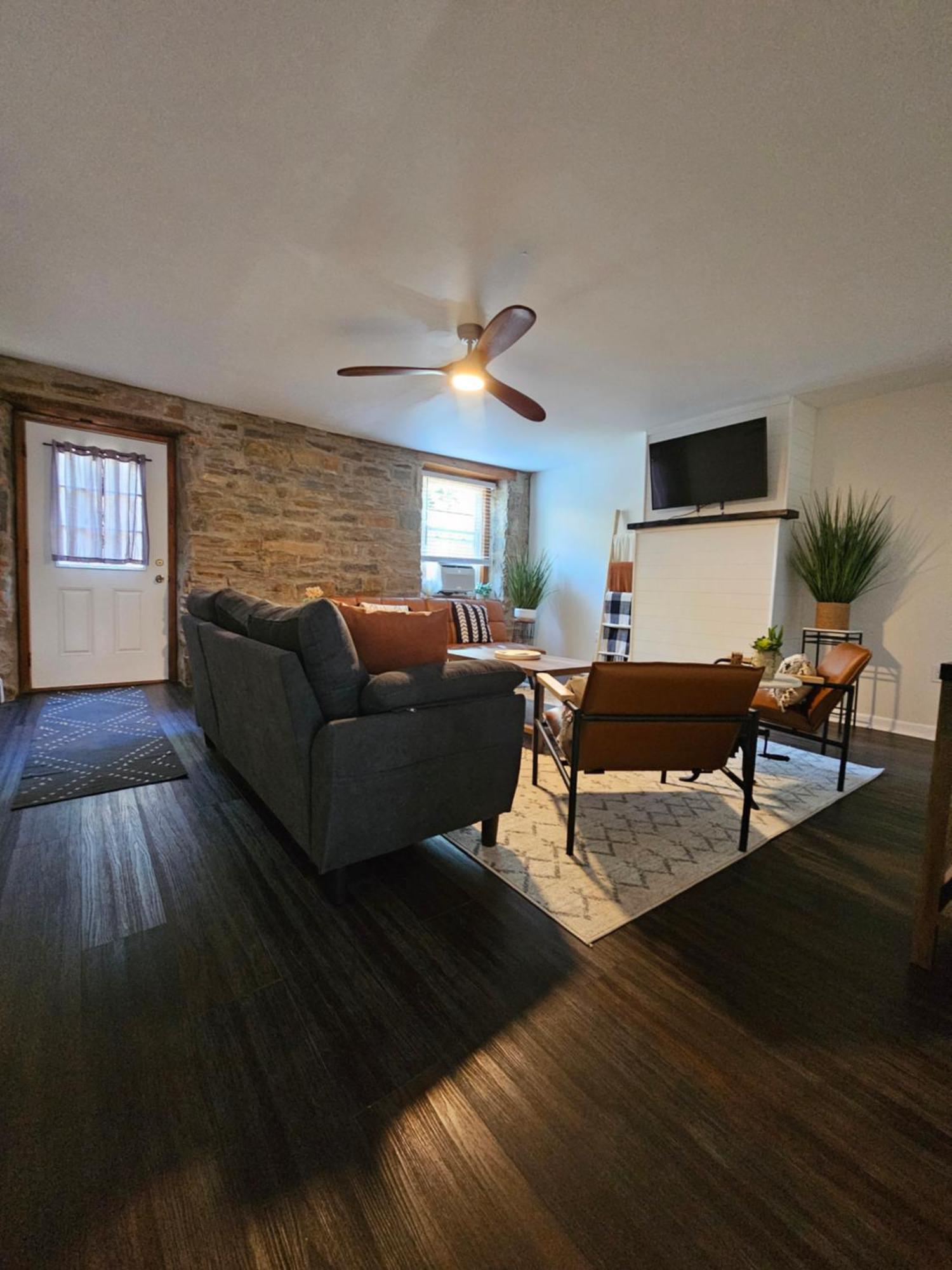Appartement Rustic & Remodeled 3-bedroom In Downtown Phoenixville